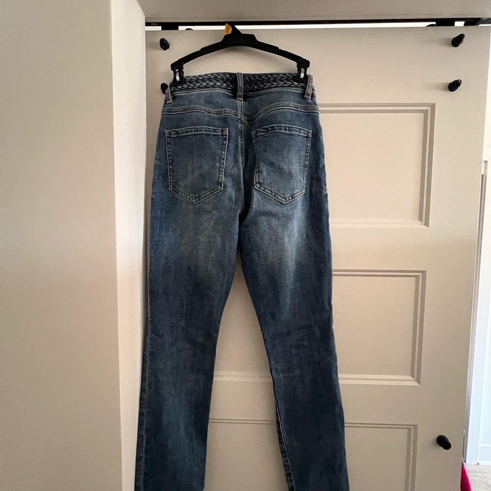 Cabi deep blue denim straight leg jeans